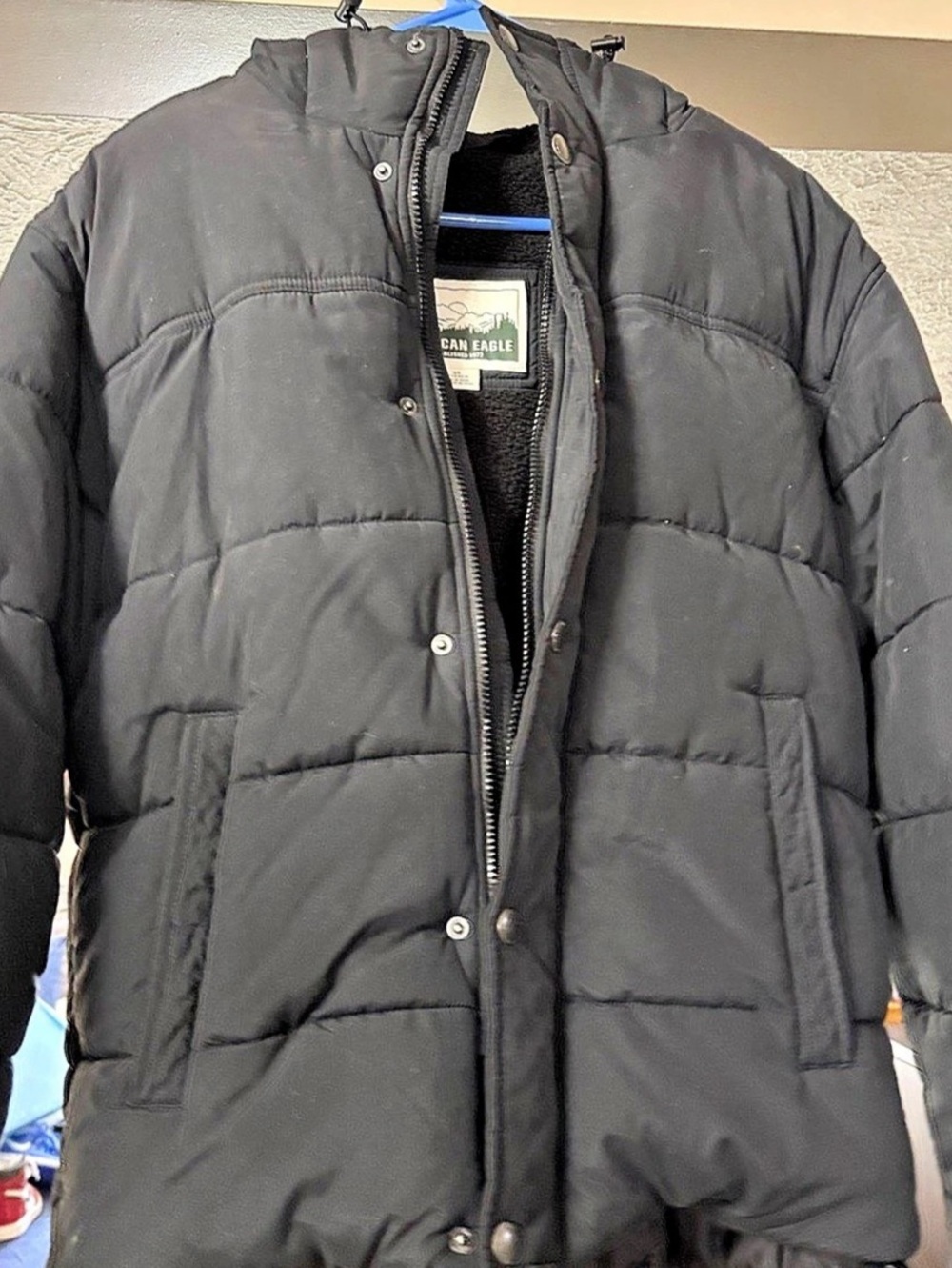 American Eagle black Puffer Jacket